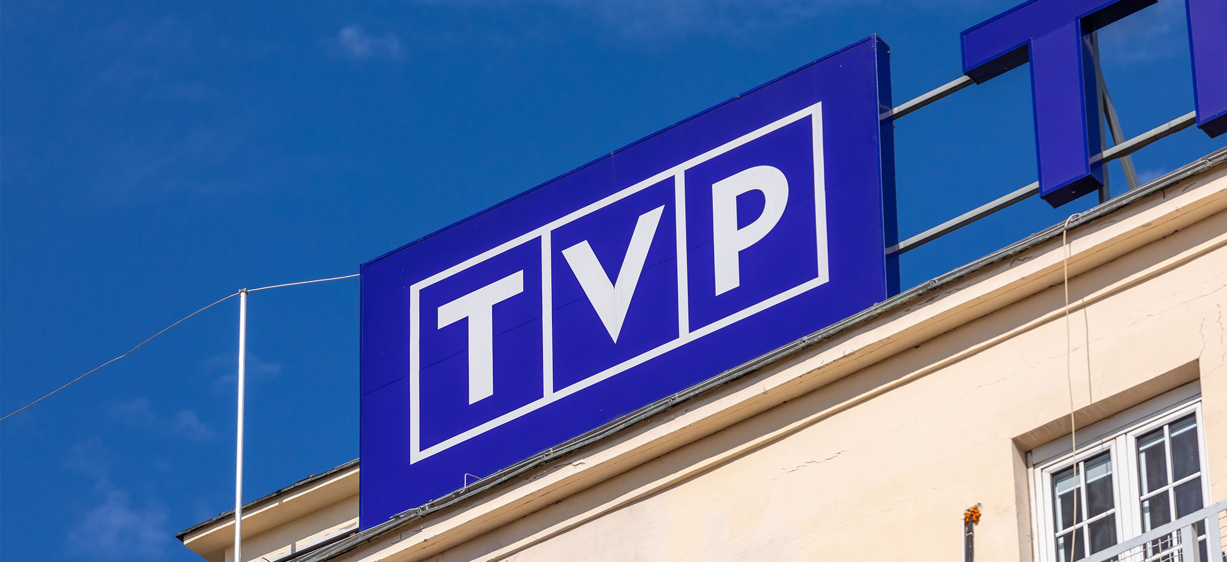 TVP każe usuwać archiwalne filmy z YouTube’a na potęgę. Chodzi o tysiące materiałów