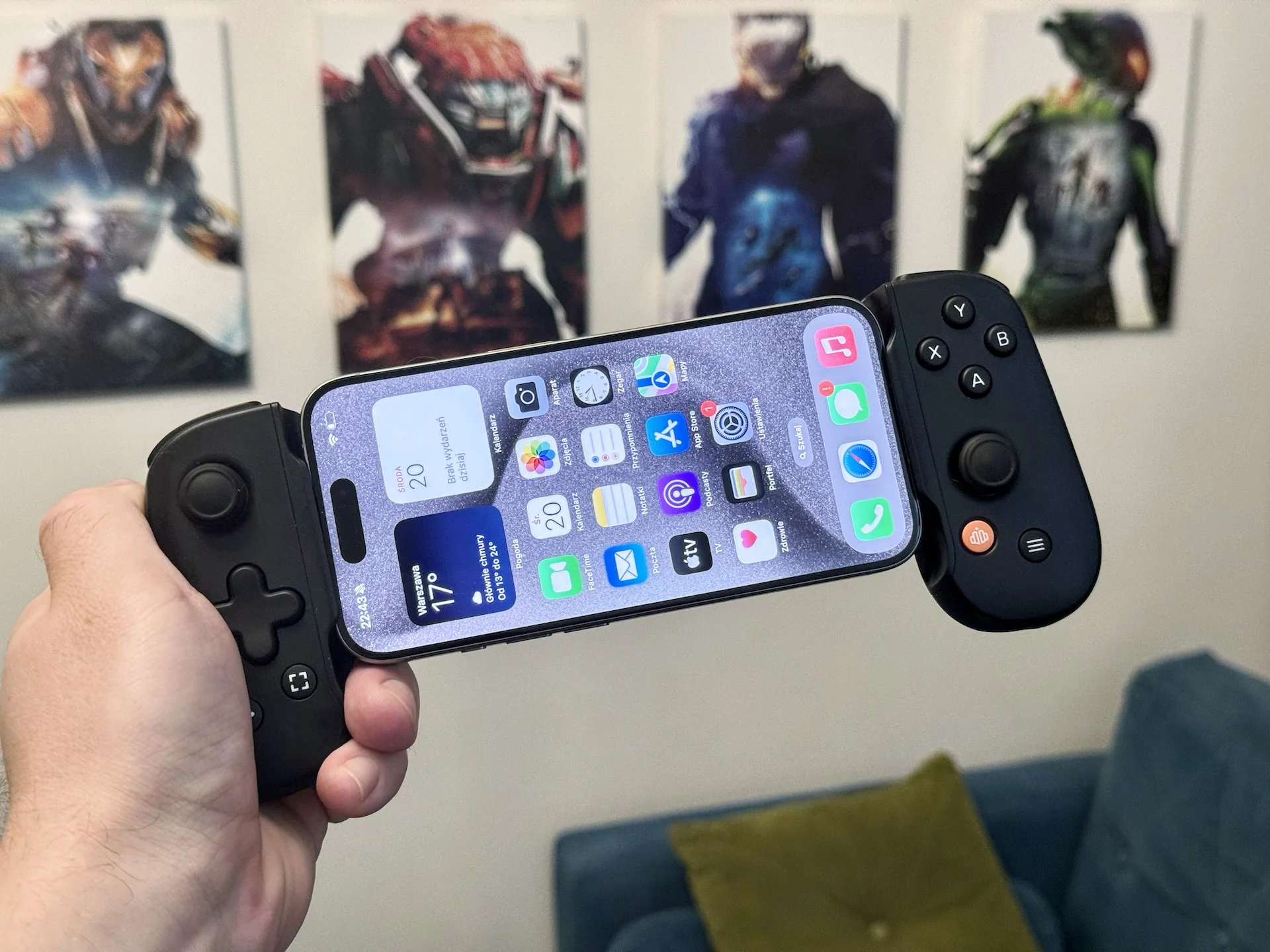 iPhone 15 Pro i kontroler do gier - brak trybu poziomego w iOS