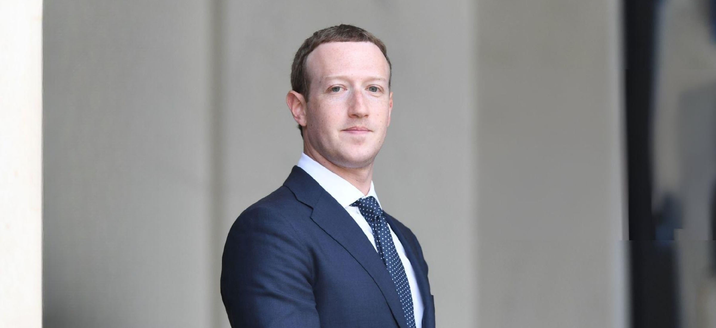 Zuckerberg wyrzuca ludzkich moderatorów z Facebooka. To niby walka z cenzurą