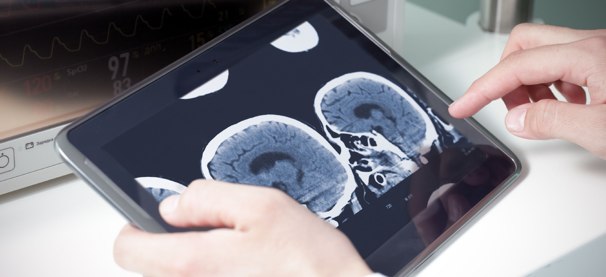 Jak się ma pacjent z implantem Neuralink? Całkiem dobrze, klika myślami
