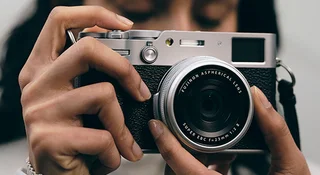 Tak prezentuje się Fujifilm X100VI. Oto następca fotograficznego króla TikToka