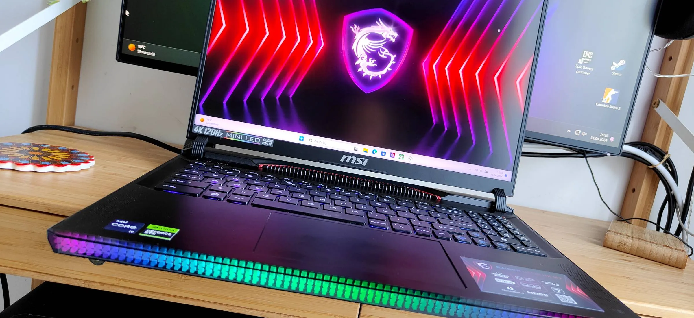 MSI Raider GE68 HX 14V. Bez wątpliwości - to najlepszy laptop dla graczy