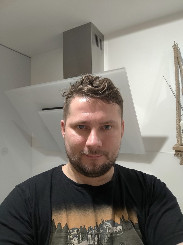 https://ocs-pl.oktawave.com/v1/AUTH_2887234e-384a-4873-8bc5-405211db13a2/spidersweb/2024/04/POCO_X6_PRO_TEST_APARAT-7-750x1000.jpg