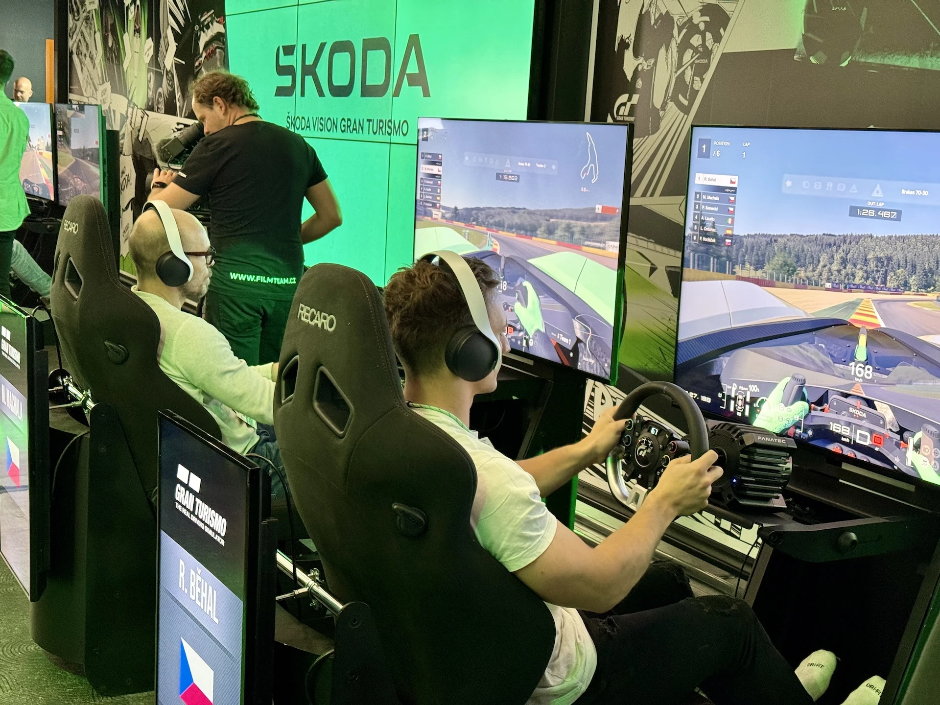 https://ocs-pl.oktawave.com/v1/AUTH_2887234e-384a-4873-8bc5-405211db13a2/spidersweb/2024/04/Skoda-Gran-Turismo-27.jpg