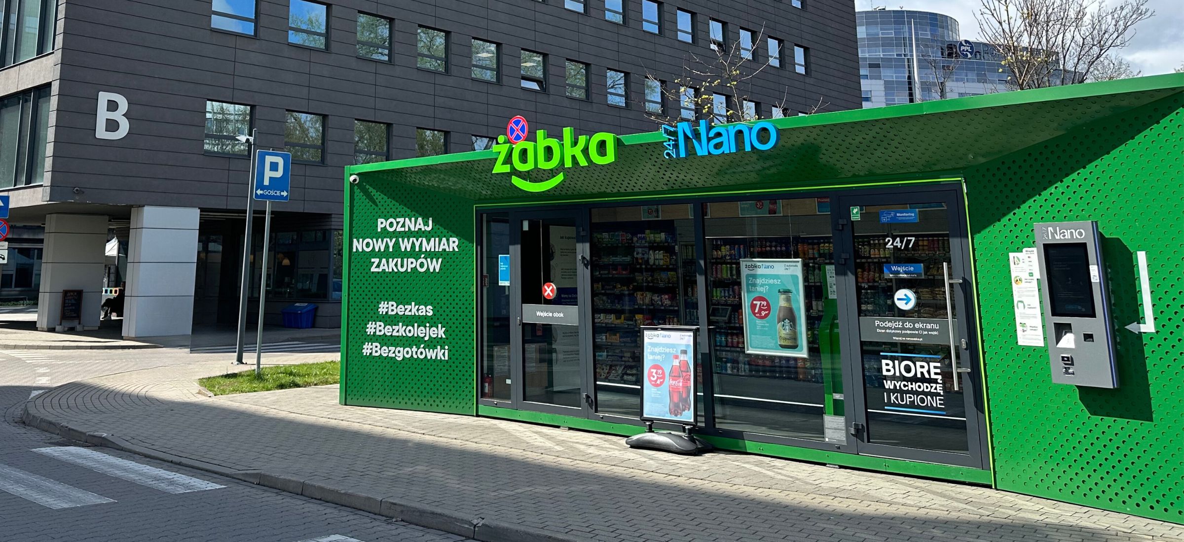 Żabka rozdaje pieniądze. Wystarczy, że wybierzesz się do sklepu