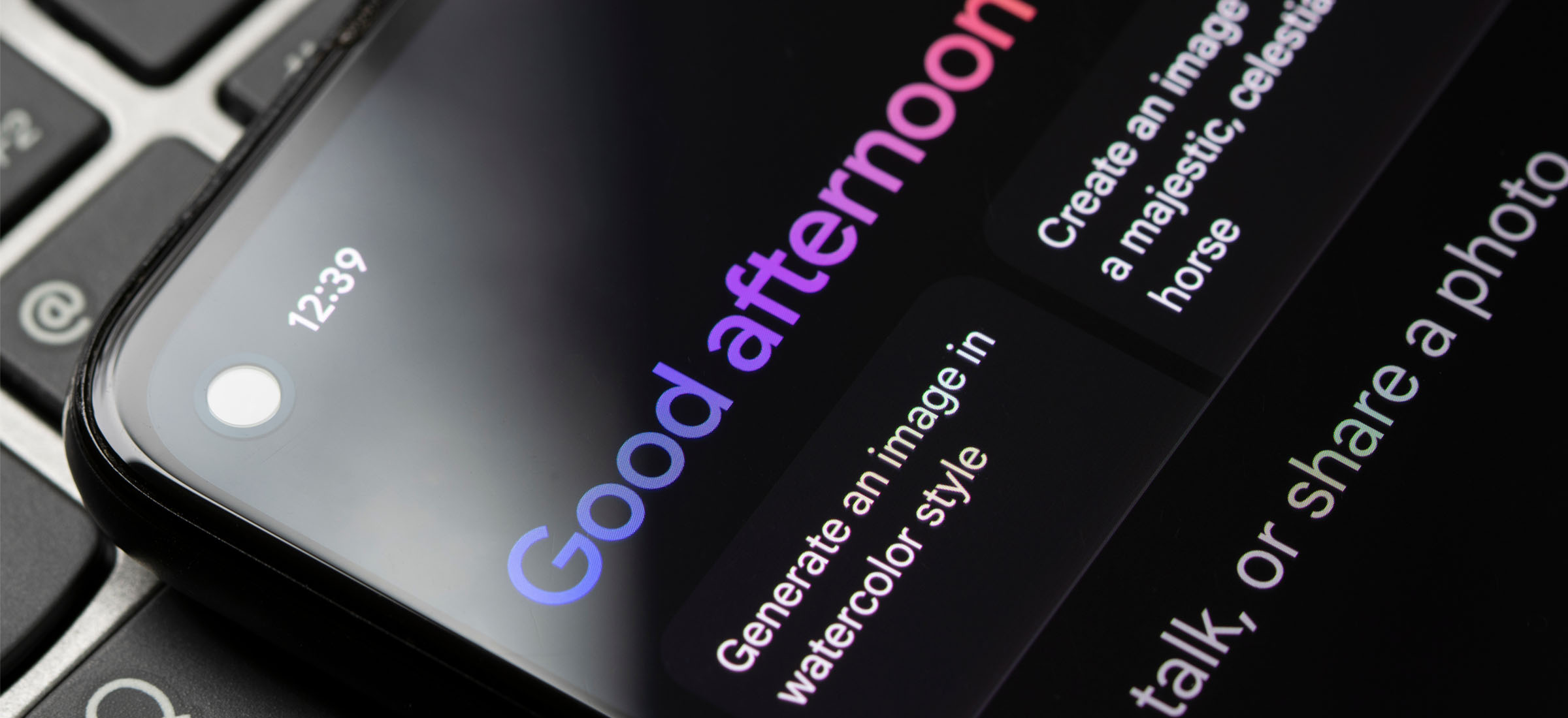 Google pokapował się, że czatbot musi umieć coś więcej, niż gadać. Nauczą go nowych sztuczek