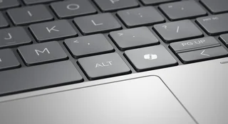 HP Elitebook 2024