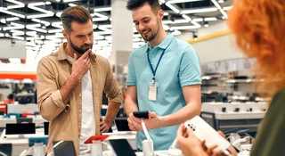 Jaki smartfon do 1000 zł? Wybieramy najlepsze z tanich modeli