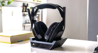 Recenzja ASTRO A50 X: słuchawki PS5/Xbox/PC przełączają obraz w TV