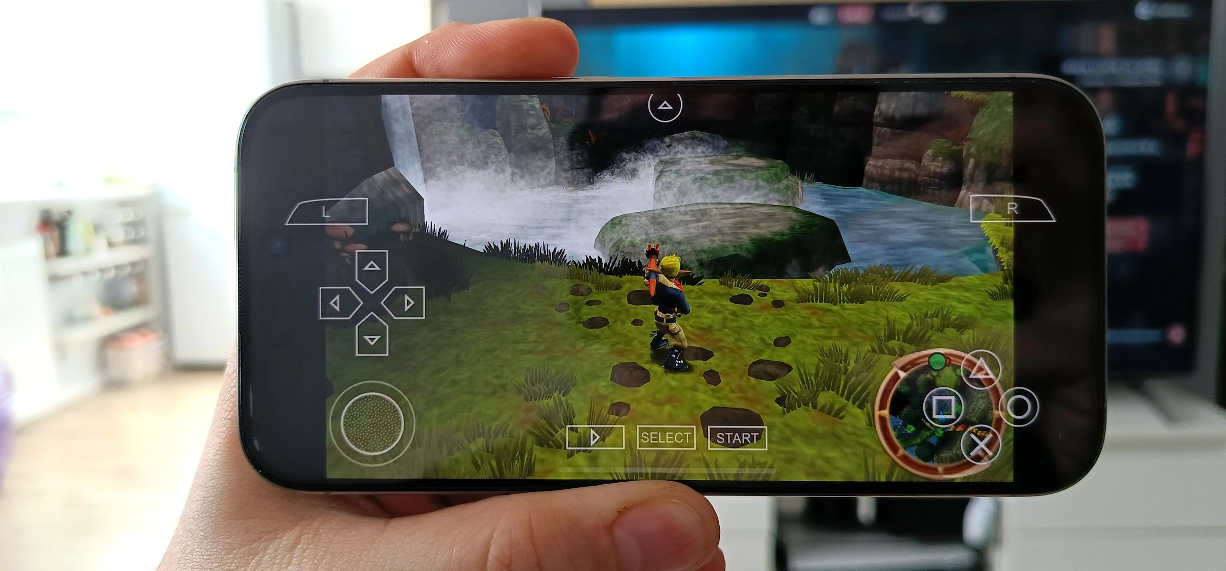 Najlepszy (i darmowy) emulator PSP już na iPhone. Bez reklam