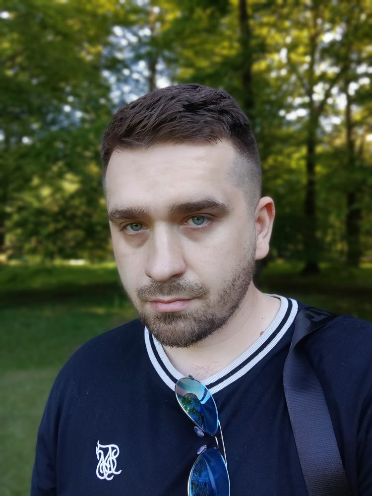 Obiektyw selfie, tryb portretowy - realme 12 5G