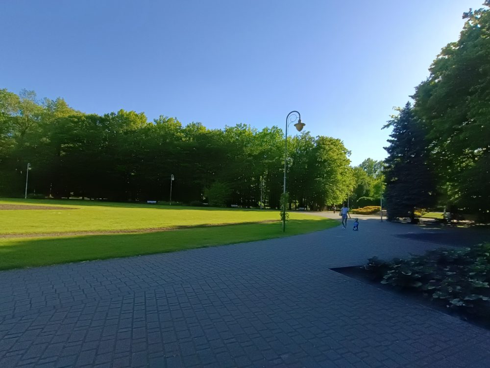 realme 12+ 5G - obiektyw ultrawide, zdjęcie x0,6
