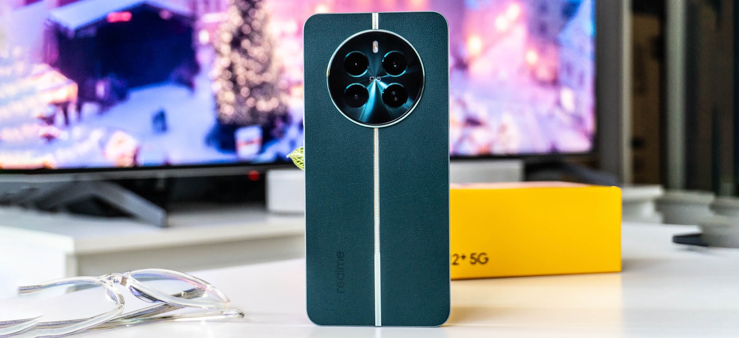 Test realme 12+ 5G - skóra na plecach, Android 14 w sercu