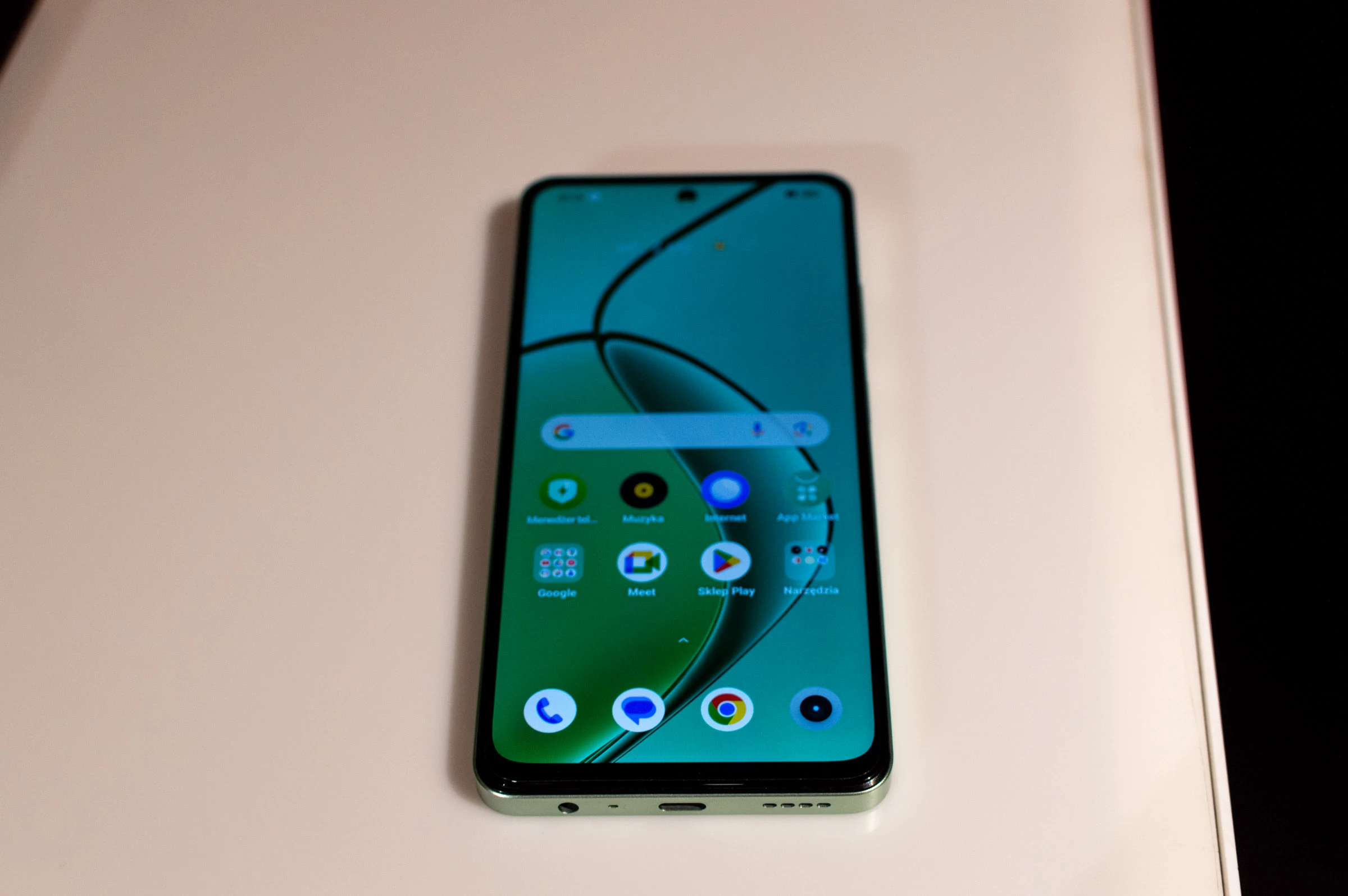 https://ocs-pl.oktawave.com/v1/AUTH_2887234e-384a-4873-8bc5-405211db13a2/spidersweb/2024/05/realme-12-5g-polskie-ceny-08.jpg