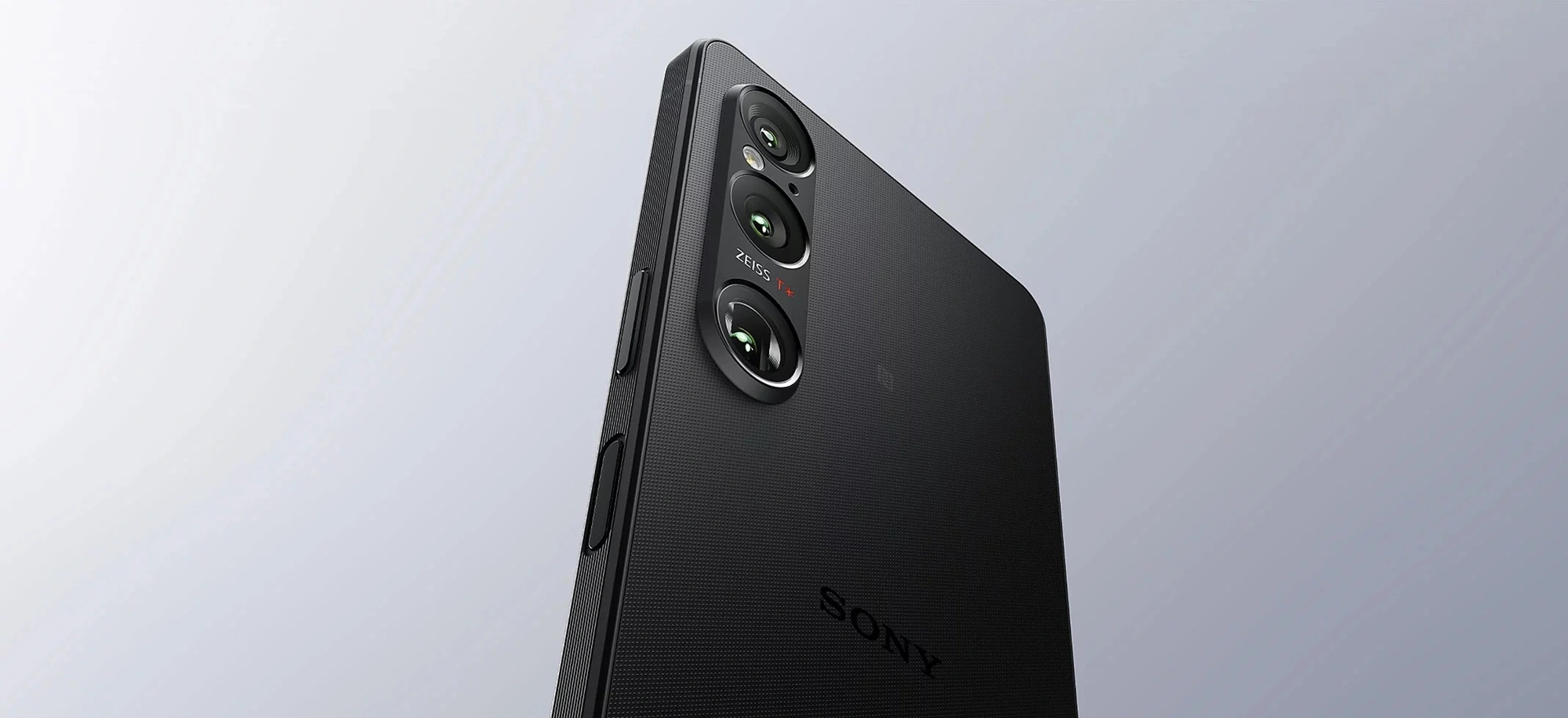 Xperia Pro-C nadchodzi. Fani małych smartfonów mają na co czekać, sony szykuje kompaktową bestię