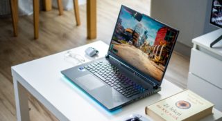 ASUS ROG Strix Scar 18