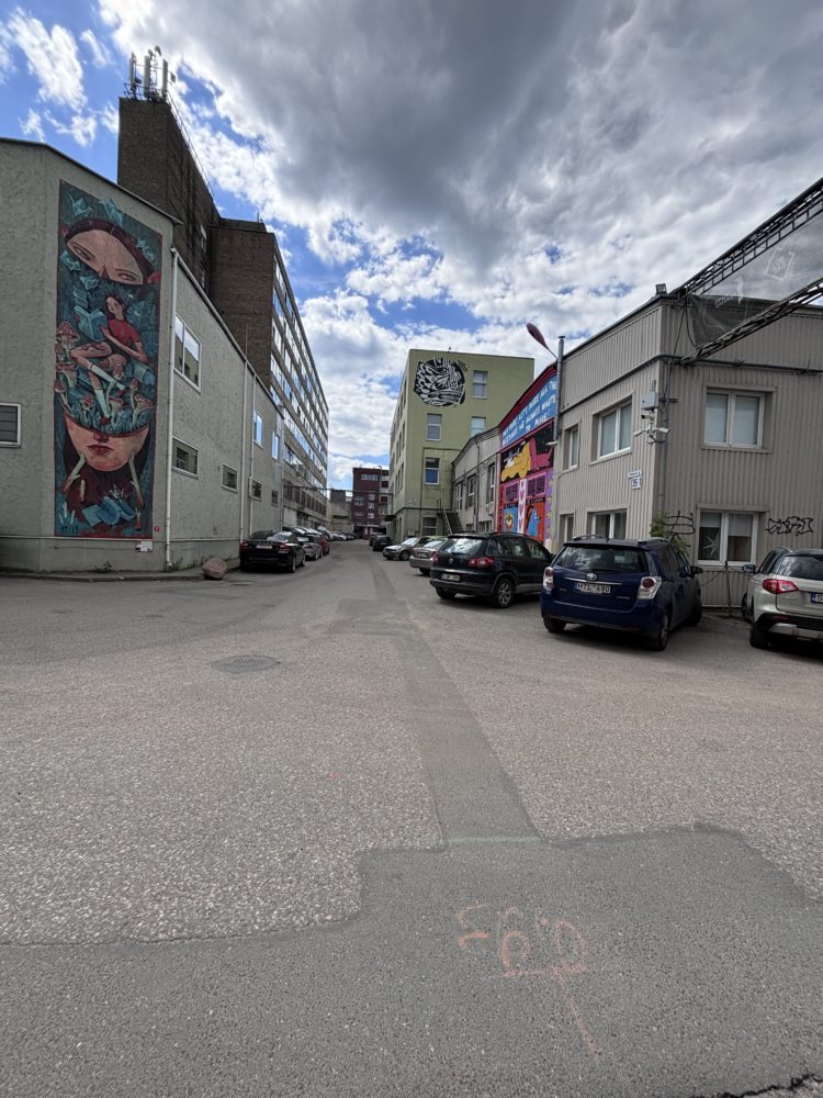 https://ocs-pl.oktawave.com/v1/AUTH_2887234e-384a-4873-8bc5-405211db13a2/spidersweb/2024/06/IMG_2557-750x1000.jpeg