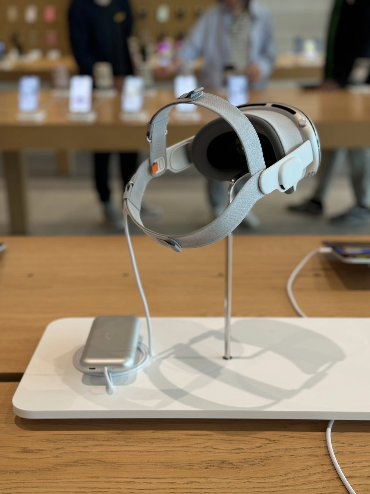 apple vision pro demo apple store 