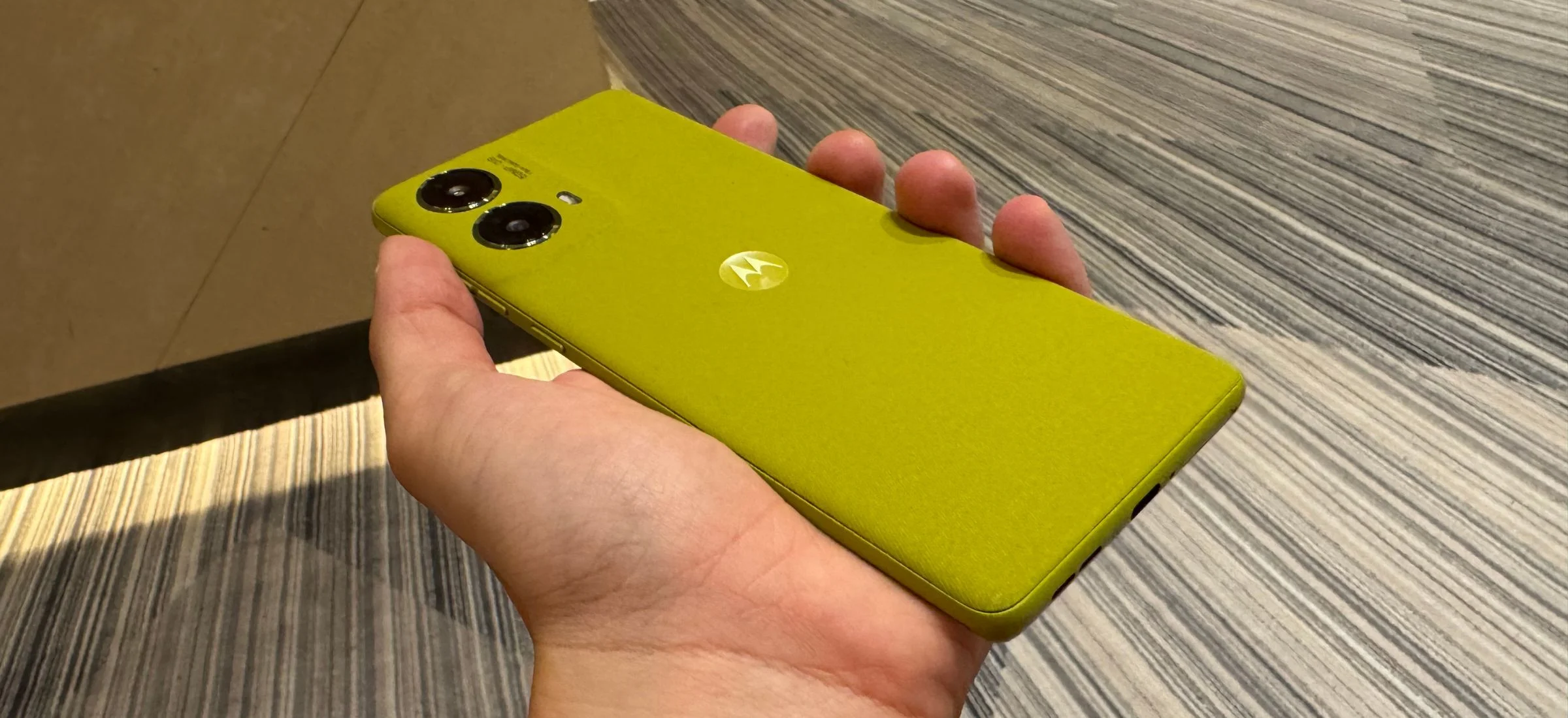 Oto Motorola Moto g85 5G. Twój następny średniak?