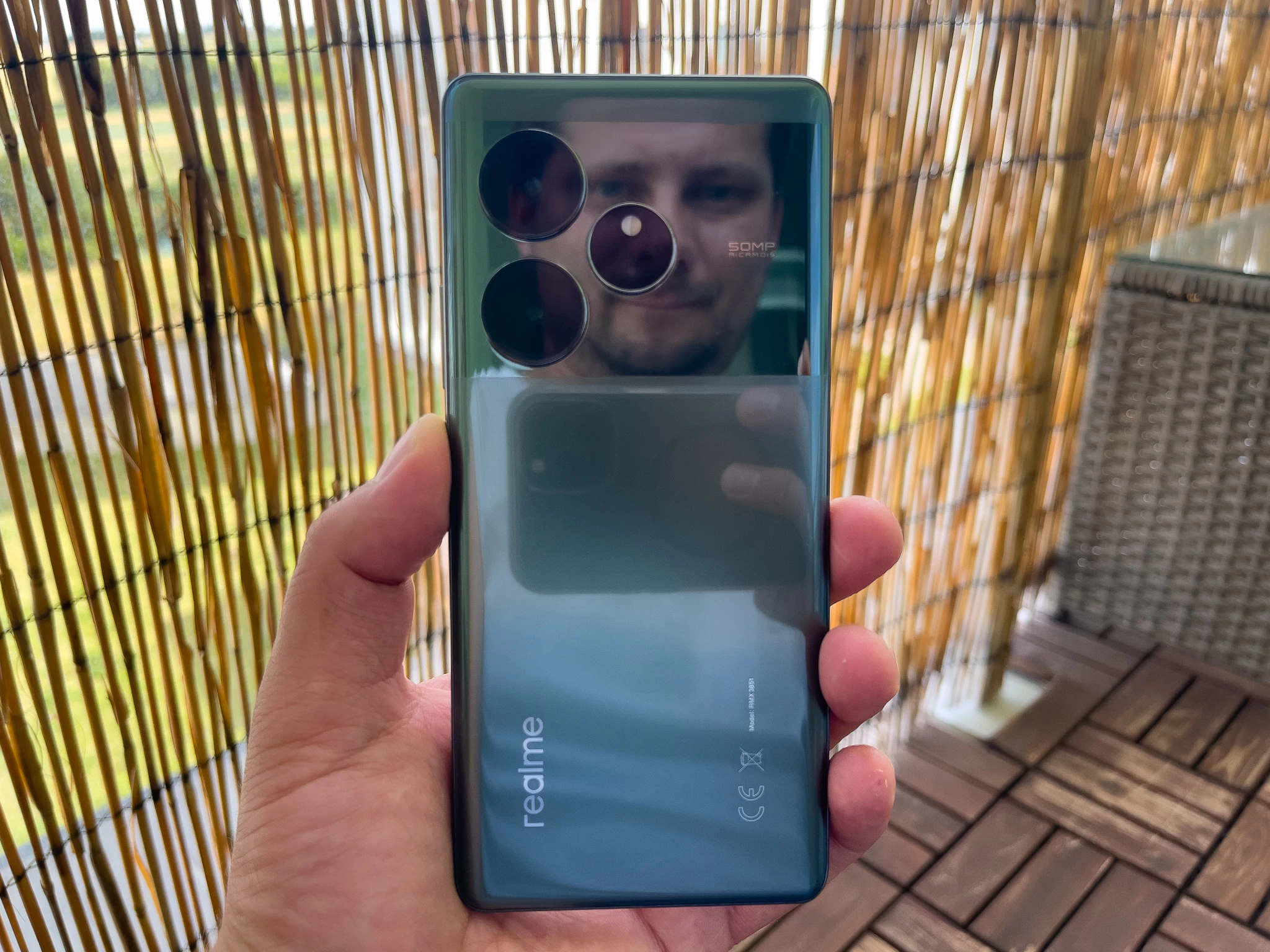 https://ocs-pl.oktawave.com/v1/AUTH_2887234e-384a-4873-8bc5-405211db13a2/spidersweb/2024/06/realme-gt-6-test-11.jpg