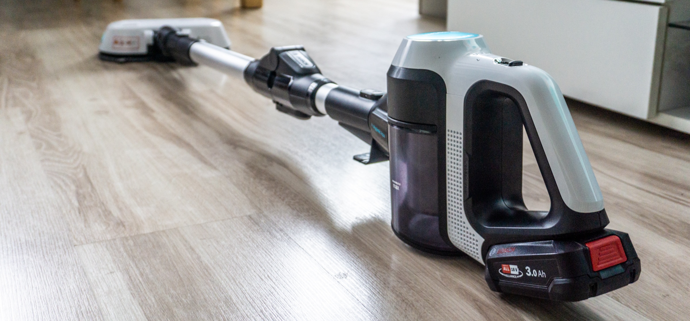Bosch Unlimited 7 ProHygienic Aqua nauczył się mopowania - test