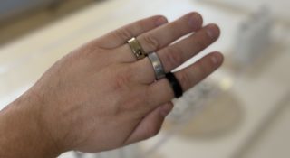 Chcesz kupić Samsunga Galaxy Ring, ale nie wiesz jaki rozmiar wybrać? Poradnik krok po kroku