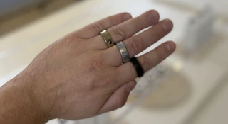 Chcesz kupić Samsunga Galaxy Ring, ale nie wiesz jaki rozmiar wybrać? Poradnik krok po kroku