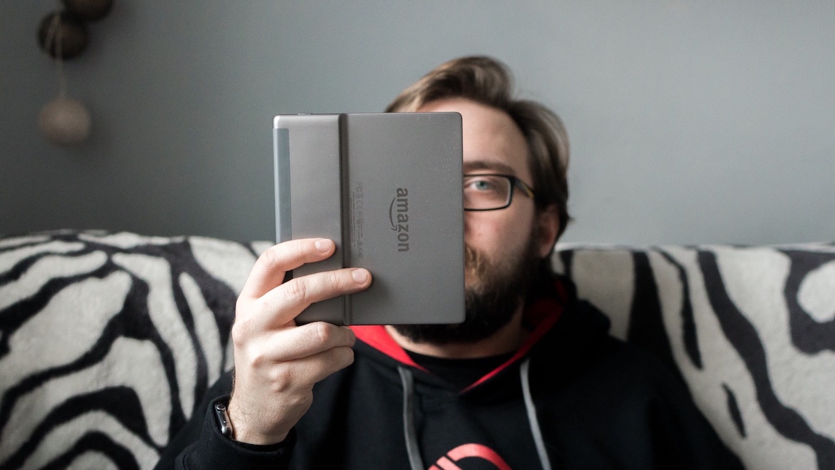 Jak wgrać książki na czytnik Kindle w formatach EPUB i MOBI? Poradnik