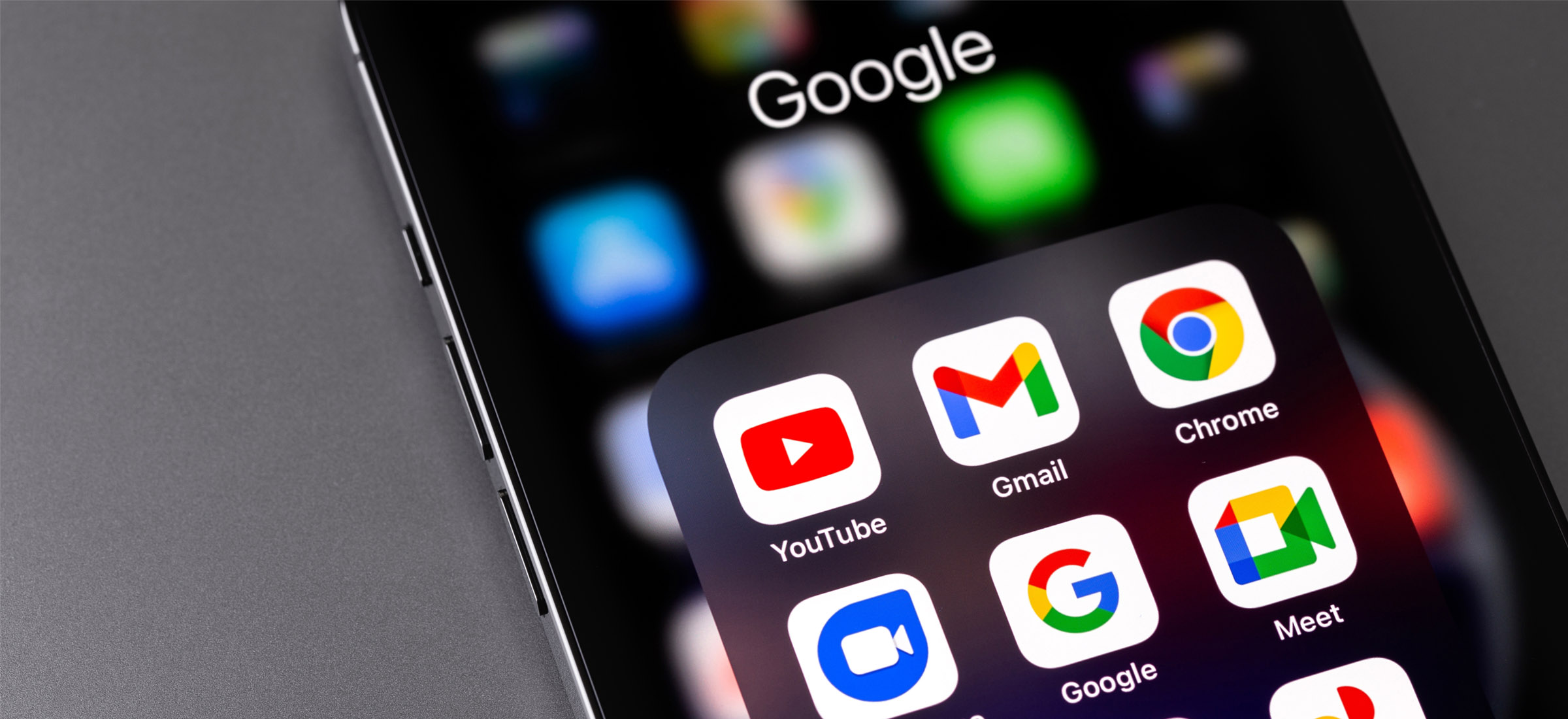 Przeglądasz wiadomości, a tam gry. Google bardzo chce, byś nie wychodził z wyszukiwarki