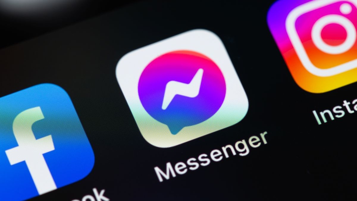 Jak odzyskać usunięte wiadomości z Messengera? Jak je przywrócić i zobaczyć?