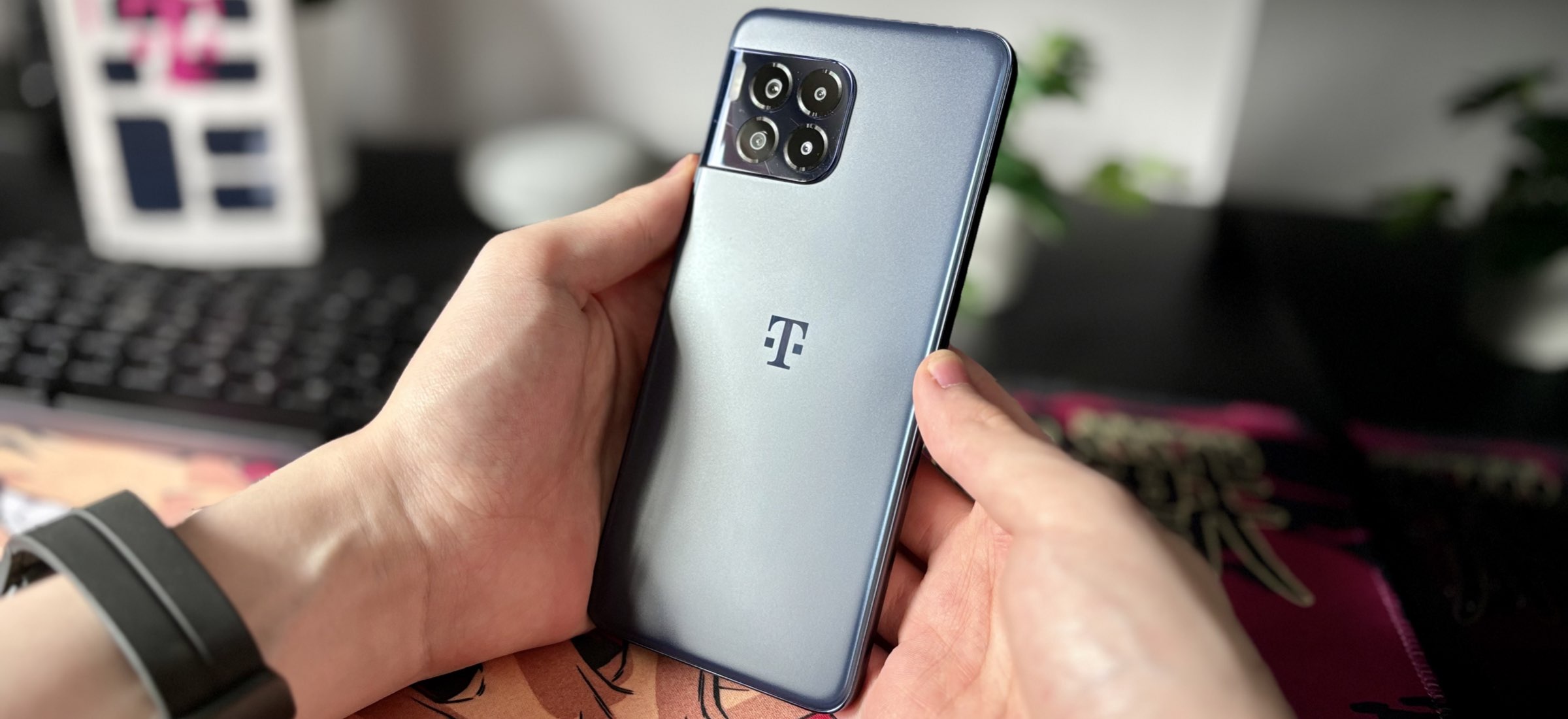 Idziesz do T-Mobile i zamiast iPhone dostajesz T-Phone’a. Sprawdziłem smartfon operatora i mówię jak jest