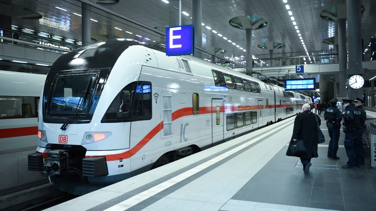 Jechałem słynnym niemieckim pociągiem piętrowym. Fajnie, ale… Polska nie ma się czego wstydzić