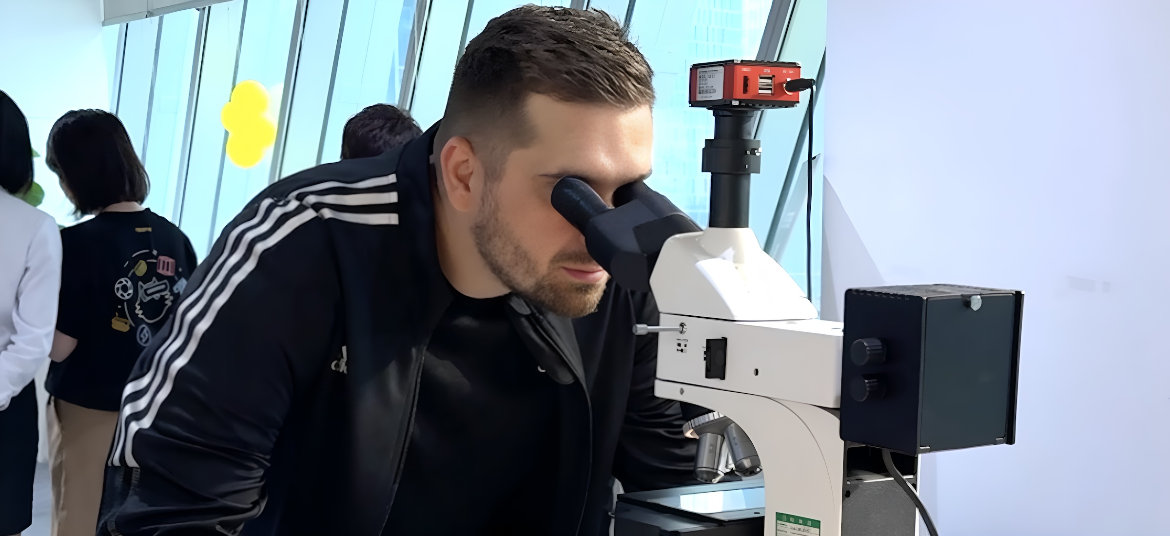 Takie będą smartfony za 2 lata. Testuję prototypy sprzętu przyszłości