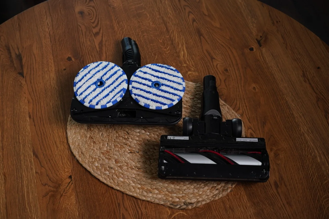 https://ocs-pl.oktawave.com/v1/AUTH_2887234e-384a-4873-8bc5-405211db13a2/spidersweb/2024/08/Tefal-X-Force-Flex-13.60-Aerospin-Aqua-5.jpeg