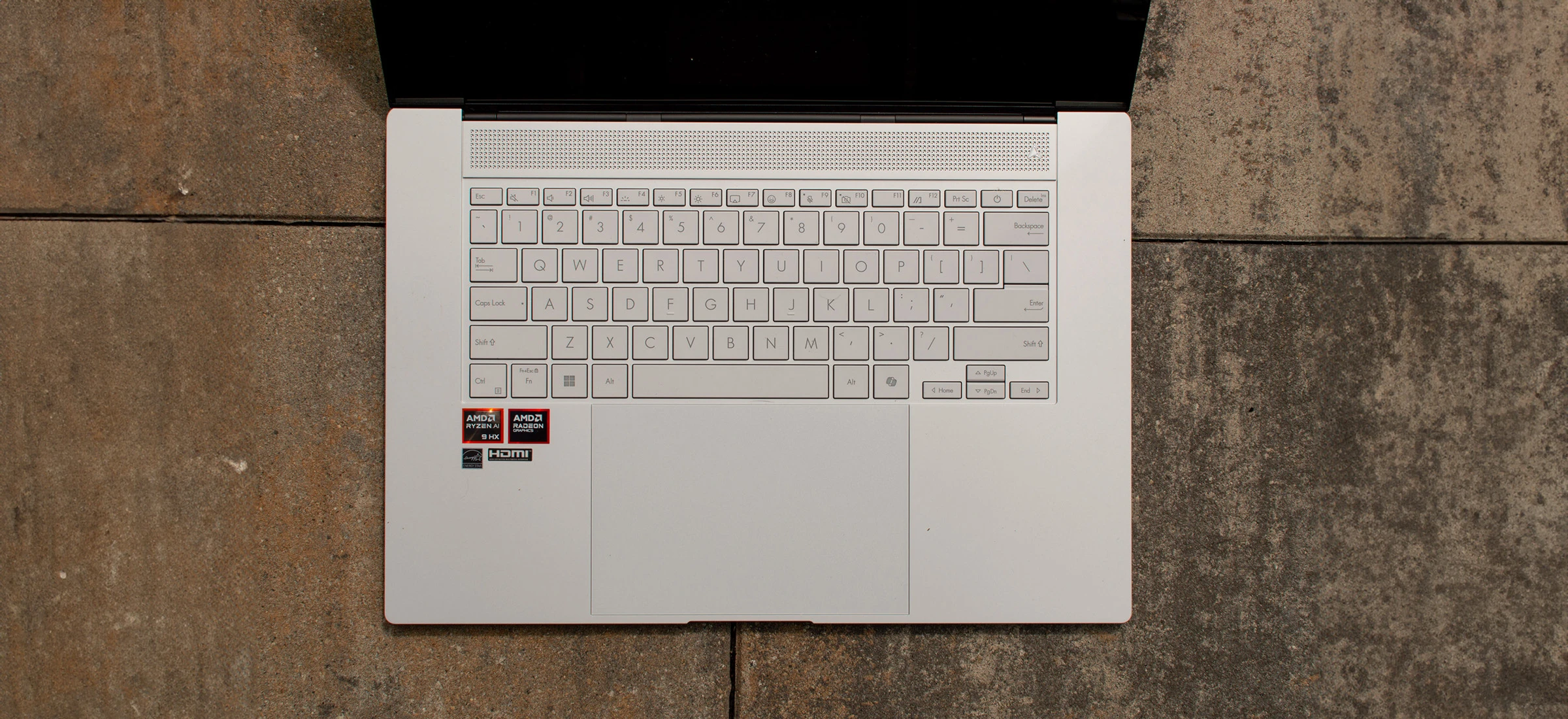ZenBook S 16 zalety