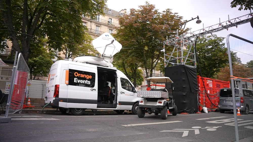 https://ocs-pl.oktawave.com/v1/AUTH_2887234e-384a-4873-8bc5-405211db13a2/spidersweb/2024/08/igrzyska-olimpijskie-orange-2-1000x560.jpeg