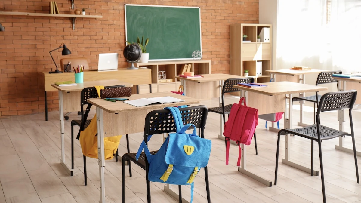 najlepsze-sprzety-dla-ucznia-ranking-akcesoriow-1000-zl-2025