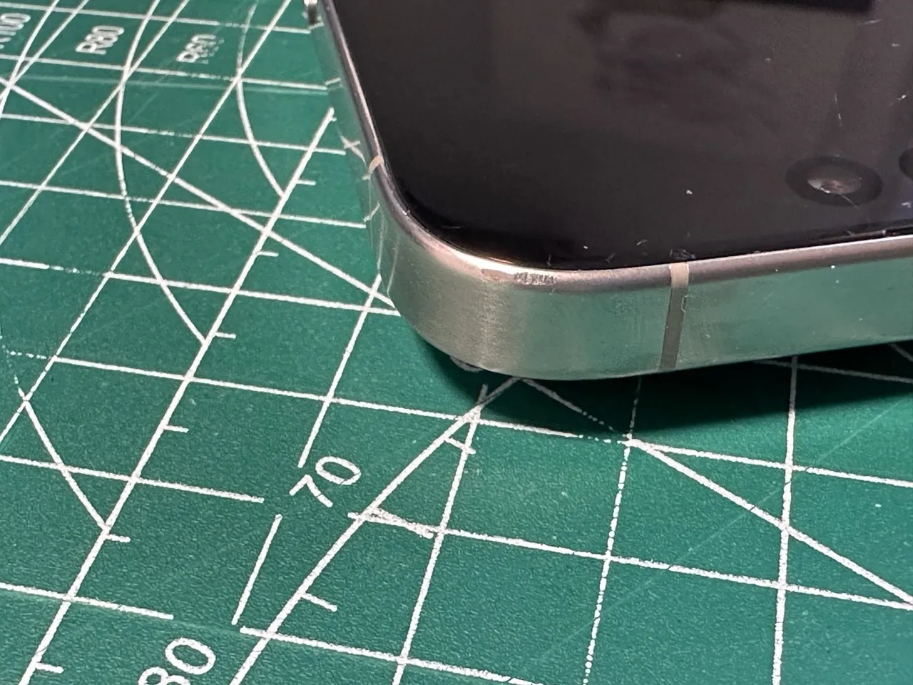 https://ocs-pl.oktawave.com/v1/AUTH_2887234e-384a-4873-8bc5-405211db13a2/spidersweb/2024/09/apple-iPhone-16-pro-po-roku-obudowa.jpeg