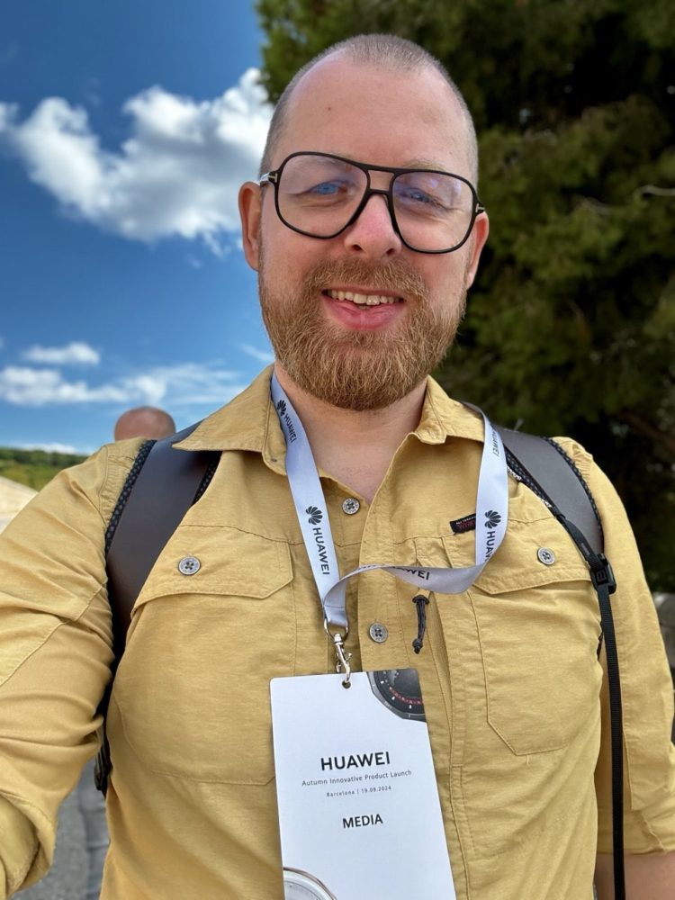 https://ocs-pl.oktawave.com/v1/AUTH_2887234e-384a-4873-8bc5-405211db13a2/spidersweb/2024/09/huawei-barcelona-premiera-1-750x1000.jpeg