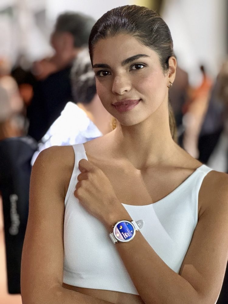 https://ocs-pl.oktawave.com/v1/AUTH_2887234e-384a-4873-8bc5-405211db13a2/spidersweb/2024/09/huawei-barcelona-premiera-9-1-750x1000.jpeg