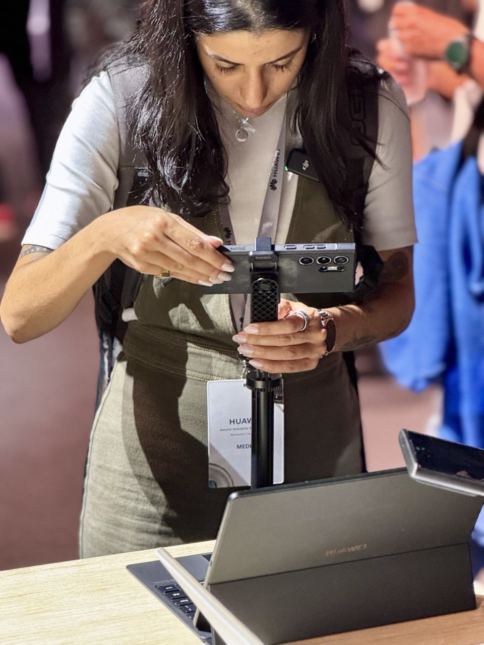 https://ocs-pl.oktawave.com/v1/AUTH_2887234e-384a-4873-8bc5-405211db13a2/spidersweb/2024/09/huawei-premiera-3.jpeg