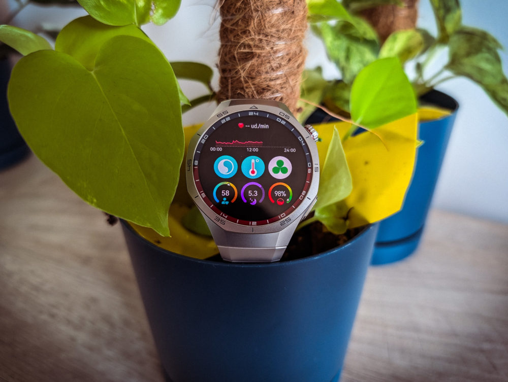 https://ocs-pl.oktawave.com/v1/AUTH_2887234e-384a-4873-8bc5-405211db13a2/spidersweb/2024/09/huawei-watch-gt5-pro-test-8-1000x753.jpg
