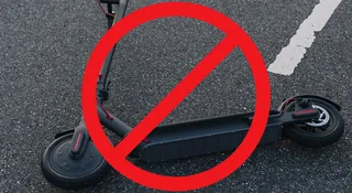 W tym mieście nie wypożyczysz już hulajnogi elektrycznej. Burmistrz mówi o bezpieczeństwie pieszych