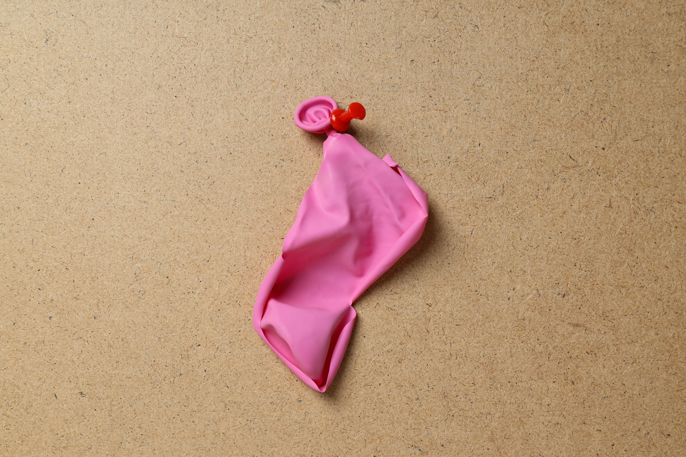 Przemytnicy tylko czekają na wiatr. A potem wysyłają balonami nielegalne towary