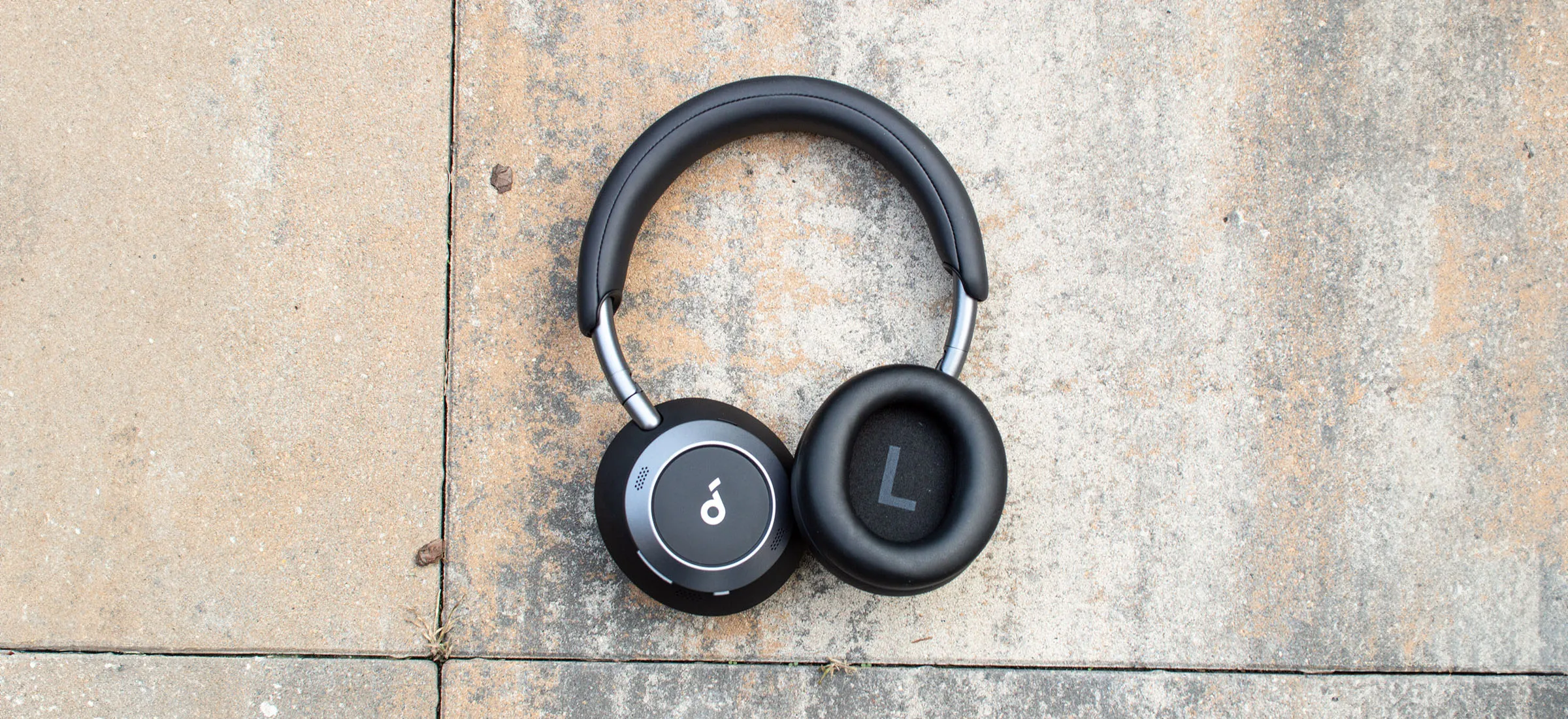 Soundcore Space One Pro