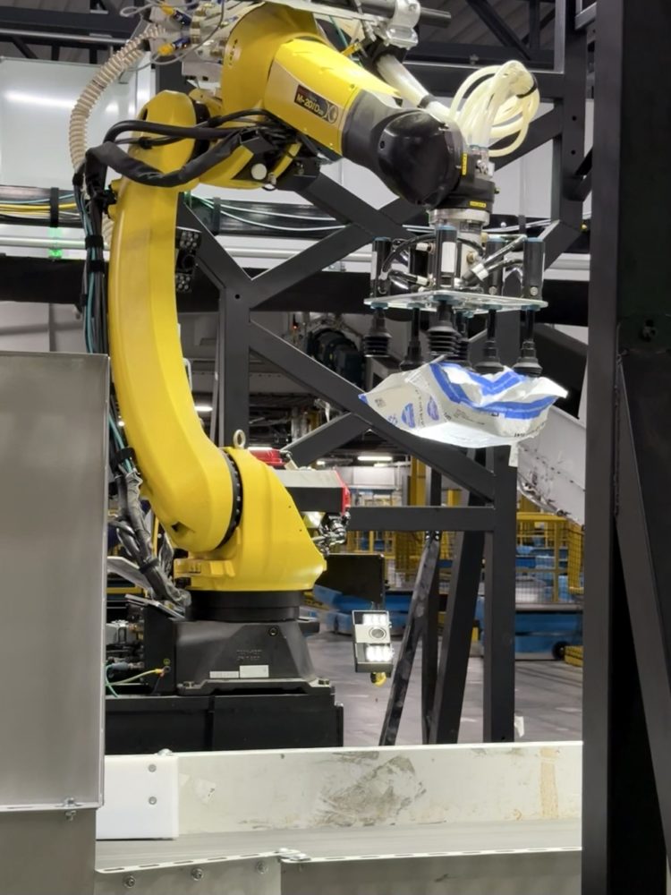 Produkty od nich odbierały robotyczne ramiona Robin
