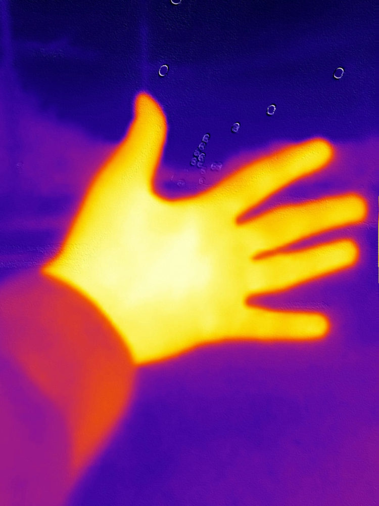 https://ocs-pl.oktawave.com/v1/AUTH_2887234e-384a-4873-8bc5-405211db13a2/spidersweb/2024/10/hammer-thermal-nowe-zdjecia-10-750x1000.jpg