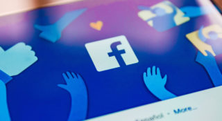 Polski urząd powiedział "sprawdzam". Zaczął badać, czy Facebook szkodzi polskim mediom