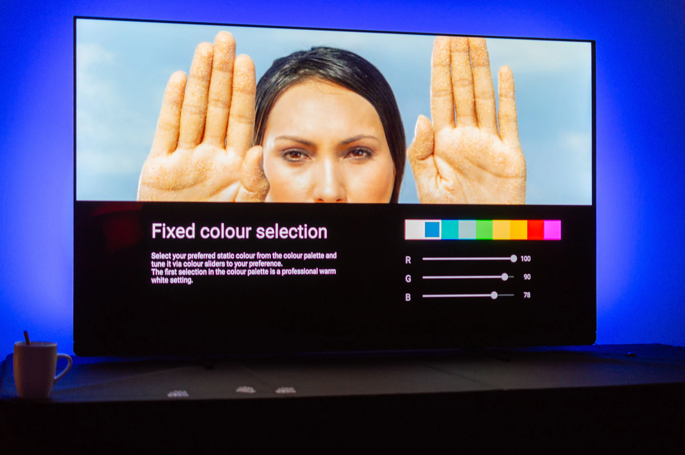 Niektóre z nowych funkcji Ambilight Plus trafią do telewizorów ze 'zwykłym' Ambilight