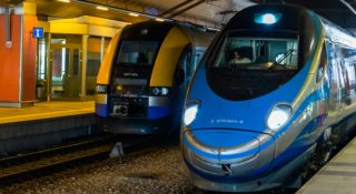 W pociągu niektórzy posiedzą dłużej. PKP Intercity mówi, co czeka pasażerów
